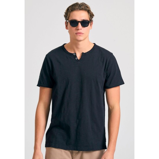 FUNKY BUDDHA FBM011-004-04 BLACK T-shirt με λαιμό henley και raw cuts
